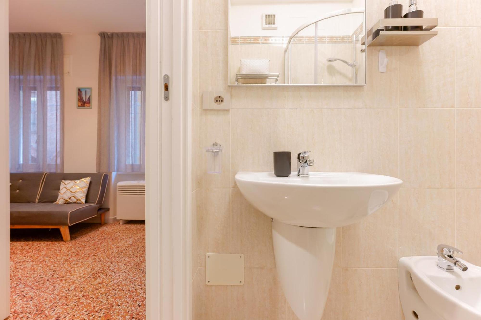 M&M Apartment Bologna Eksteriør billede