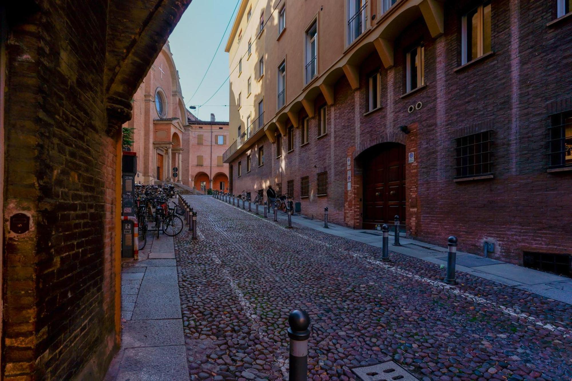 M&M Apartment Bologna Eksteriør billede